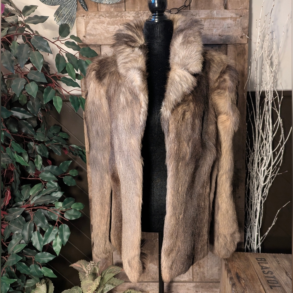 FINALSALE  "Rare find" Vintage Wolf Fur Coat    M.